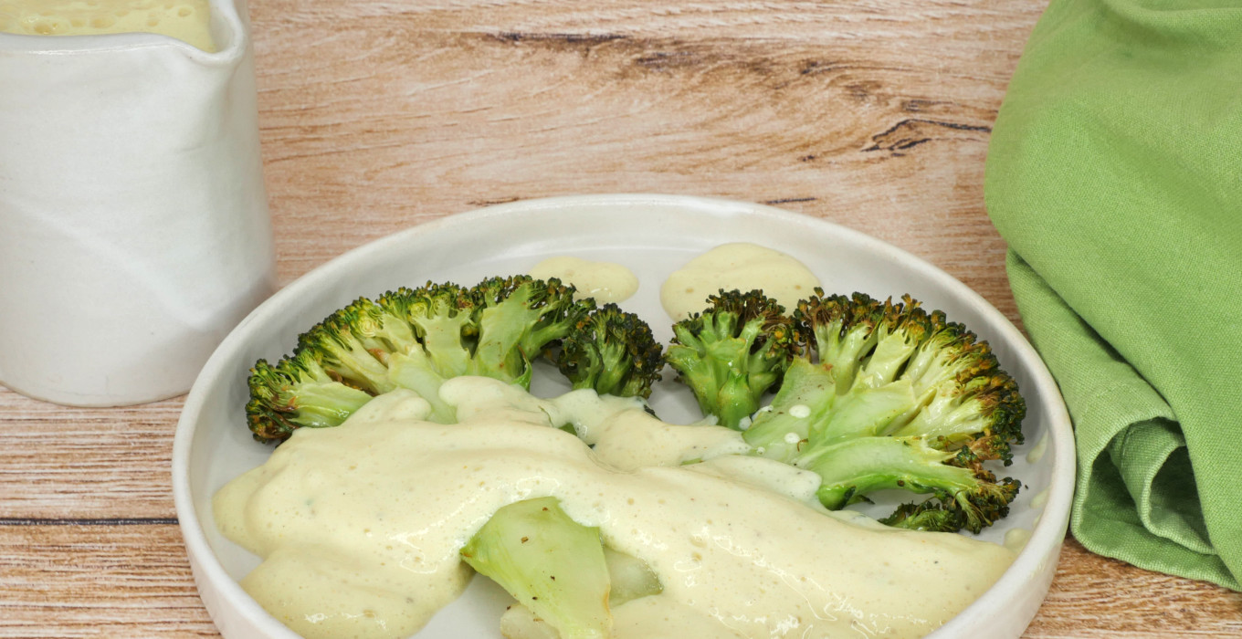 Vegane Hollandaise mit Seidentofu, ölfrei und proteinreich